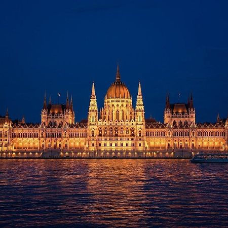 Ombre Apartment With Parking Option Budapest Bagian luar foto